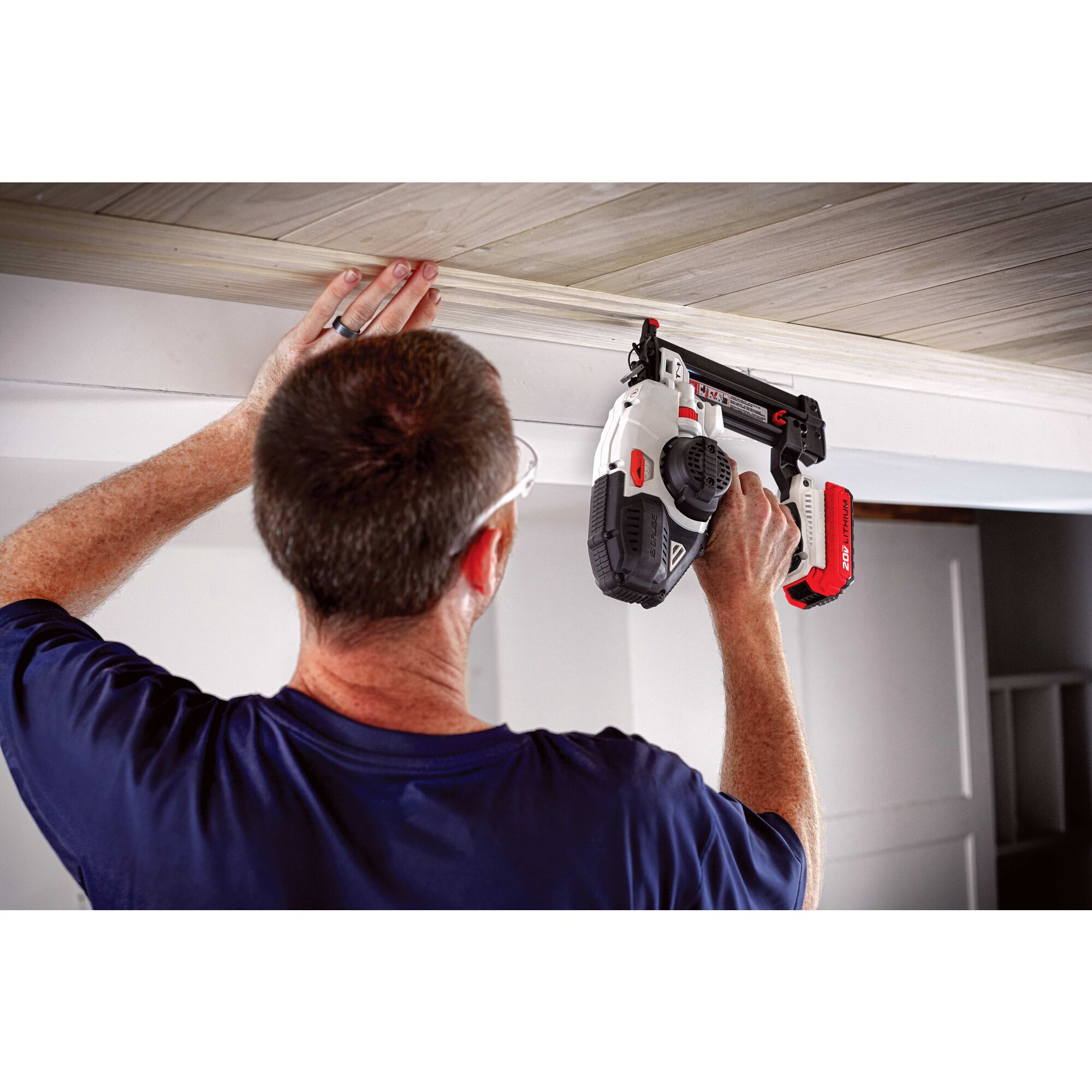 Black and decker discount battery nail gun